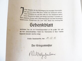 Gedenkblatt mit "Anschreiben" für die Familie eines im August 1916 Gefallenen. Großformat