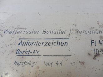 Fallschirmjäger " Wetterfester Behälter für Personenfallschirm" Fl 414953.  Originallack, alle Verschlüsse gängig