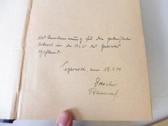 Konvolut politische Literatur aus der N.S. Zeit. Augenscheinlich alles in gutem Zustand, allerdings nicht auf Vollständigkeit überprüft.