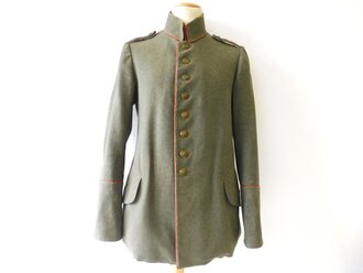 Feldgrauer Waffenrock M10 eines Angehörigen im Infanterie-Regiment Nr. 55. Eigentumstück in gutem Zustand, lediglich der Kragen ist aufgescheuert