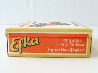 Paket EFKA Zigarettenpapier, Steuerbanderole mit Hakenkreuz geschwärzt