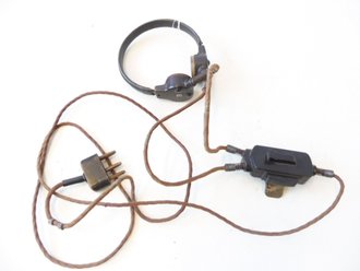 Funk Kehlkopfmikrofon mit Umschalter (Fu)b und dreipoligem Stecker in sehr gutem Zustand, Funktion nicht geprüft