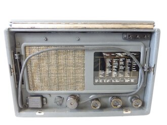 Blaupunkt Welt Empfänger Wehrmacht, wählbat von 6-220 Volt, voll durchrestauriert, nach Angaben des Verkäufers mit einwandfreier Funktion