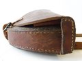 1. Weltkrieg, Tasche für die rollbare Säge der Kavallerie . Leicht verzogen, innen eine Lederlasche abgeschnitten