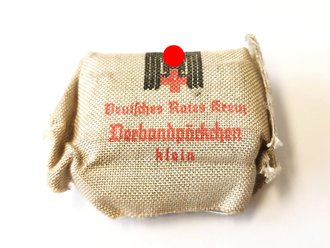 Deutsches Rotes Kreuz Sanitätslager Babelsberg, Verbandpäckchen, ungeöffnet