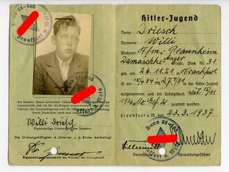 Mitgliedsausweis Deutsches Jungvolk und Vorläufiger Ausweis Hitler Jugend eines Jungen aus Frankfurt/Main, Mitgliedsausweis an der Knickfalte leicht eingerissen