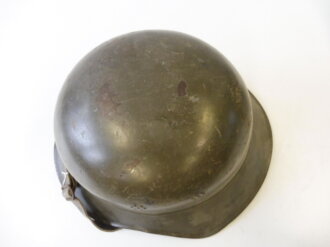 Bulgarien 2. Weltkrieg, Stahlhelm deutscher Fertigung, Originallack und Abzeichen