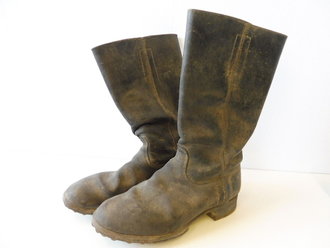 1. Weltkrieg, Paar Stiefel für Mannschaften (Seitennaht) ungereinigte Kammerstücke, Sohlenlänge 29cm, weiches Leder