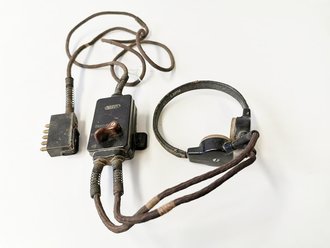 Flak, Kehlkopfmikrofon mit Umschalter und Stecker