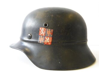 Protektorat Böhmen und Mähren, Stahlhelm...