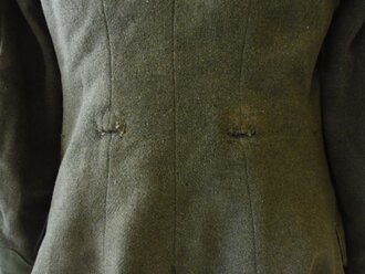 Reichswehr, feldgraue Feldbluse Modell 1919. Kammerstück, stark getragen, ohne Knöpfe und Schoß/Seitenhaken.  Selten