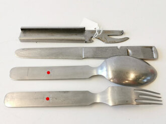 Vierteiliges Essbesteck Wehrmacht "FBCM42"  zusammengehörig in gutem Zustand