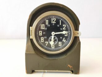 Bundeswehr Funkraumuhr / Stationsuhr . Läuft einwandfrei