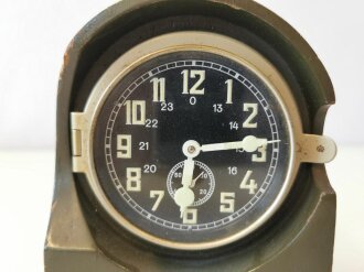 Bundeswehr Funkraumuhr / Stationsuhr . Läuft...