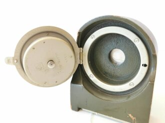 Bundeswehr Funkraumuhr / Stationsuhr . Läuft einwandfrei