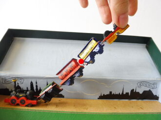 Kriegs Winter Hilswerk 1941-42 Gau Strassensammlung Sachsen, "Die erste sächsische Eisenbahn"  im Pappaufsteller