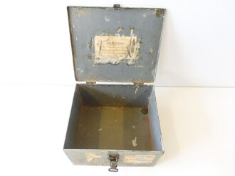 Transportkasten für "Zündpatronen 36" wohl Kriegsmarine. Originallack, Maße 13 x 23 x 21cm