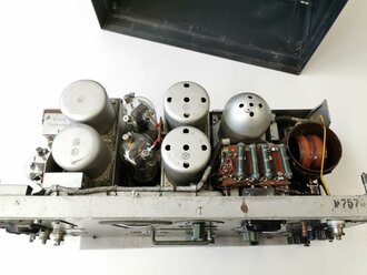 30 Watt Sender a datiert 1940 ( Panzerfunk ) Frontplatte Originallack, Gehäuse überlackiert ? Funktion nicht geprüft