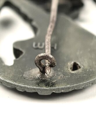 Flakkampfabzeichen der Luftwaffe, Fink, Hersteller WH für W. Hobacher Wien. Getragenes Stück