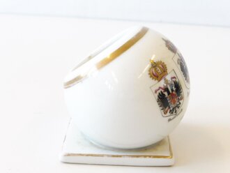 Kaiserreich, Porzellanbehältnis " Zur Erinnerung an die großen Kriegsjahre 1914-1915, 1916. Höhe 7,5cm