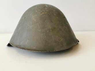 NVA, Stahlhelm alter Art, getragenes Stück