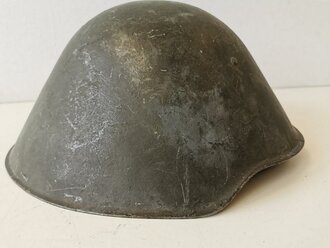 NVA, Stahlhelm alter Art, getragenes Stück