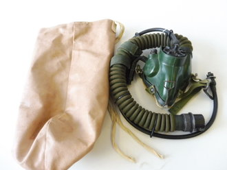 Russland, Sauerstoffmaske für fliegendes Personal,  wohl aus der Zeit des kalten Krieges in gutem Zustand