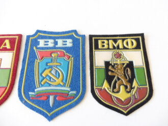 Bulgarien, Sammlung von militärischen Armabzeichen wohl aus den 70iger Jahren, 10 Stück - alle in sehr gutem Zustand