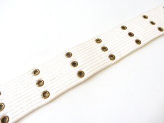 U.S. white canvas belt with brass 65mm buckle .Total length 101cm