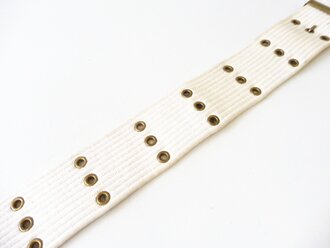 U.S. white canvas belt with brass 65mm buckle .Total length 101cm