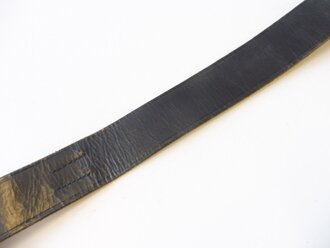 Koppelriemen für Parteiverbände, geschwärztes Leder, markiert L2/450,  Gesamtlänge 92cm