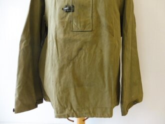 U.S. Navy WWII Parka wet weather, size medium. Used