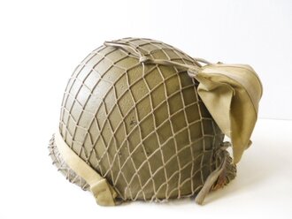 U.S. WWII Airborne helmet, zum Teil aus originalen Teilen zusammengebaut, der Rest REPRO