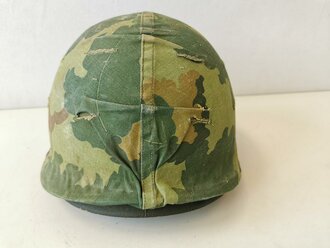 U.S. Vietnam war Airborne helmet, cover is 69 dated, liner maybe later