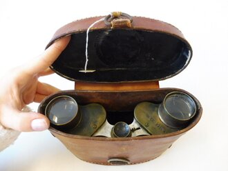 U.S. WWI Signal Corps Bausch & Lomb Binoculars in Case. Clear optics