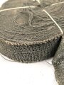 U.S. Tarnmaterial für Stahlhelmnetz. Oliv, Durchmesser der Rolle etwa 35cm. Alter und Herkunft unbekannt