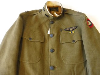 U.S. WWI Officers Pilots tunic. All insignia original...