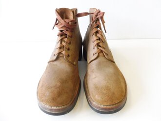 U.S. WWII, Service shoes, reverse upper, size 9 1/2, unused