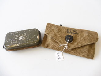 U.S. WWII, Pouch, First aid, M1924 dated 1942, with green...