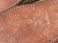 Canadian 1943 dated pair of service shoes, Sole lenght 32,5cm, not a 100% matching pair