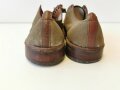 Canadian 1943 dated pair of service shoes, Sole lenght 32,5cm