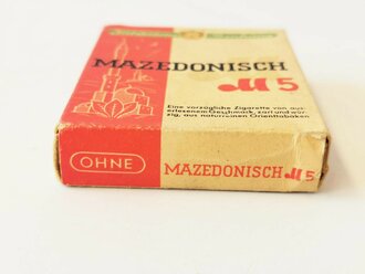Pack "Mazedonisch M5 " Zigaretten. Ungeöffnet, Steuerbanderole mit Hakenkreuz