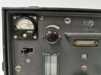 Tornister Empfänger Berta ( Torn.E.b. ) datiert 1945. Restauriertes Stück mit diversen Neuteilen, Funktion nicht geprüft