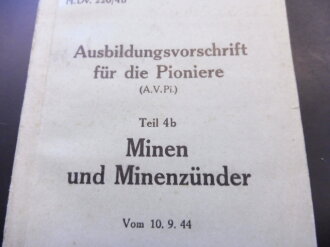 Transportkasten aus Holz für Tellermine 42 der Wehrmacht datiert 1943, grob gereingtes Stück