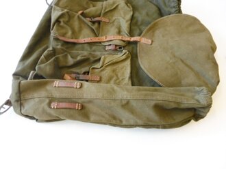 Rucksack Wehrmacht, ungebrauchtes Stück aus altem Lagerbestand, defekt