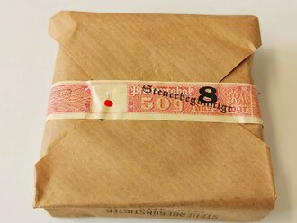 Pack "Regie Landtabak Spezial 50 Gramm" Steuerbanderole mit Hakenkreuz. Ein Stück aus der originalen Umverpackung von 1944