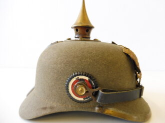 Preußen, Pickelhaube für Mannschaften aus Filz für Angehörige der Infanterieregimenter Nr.1-12 in gutem Zustand