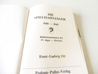 "Die Spielhahnjäger 1940-1945, Eine Dokumentation in Bildern" 160 Seiten, im Schutzumschlag. Gebraucht