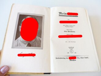 Adolf Hitler "Mein Kampf"  Kriegsausgabe von 1941, Vorsatzblatt mit geschwärzten Eigentumsvermerken