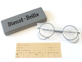 Reproduktion Wehrmacht Dienstbrille mit Behälter